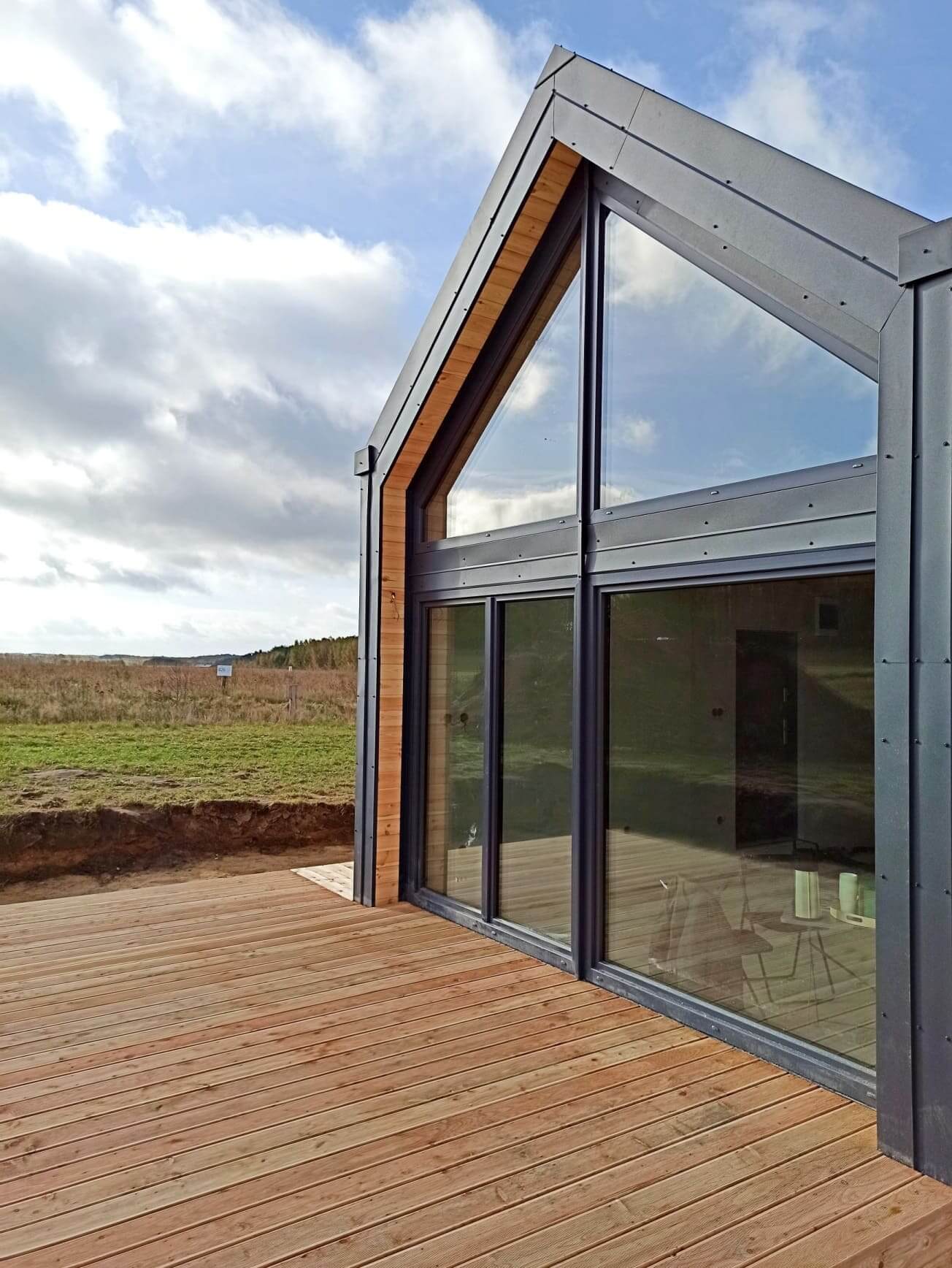 Небольшой дом